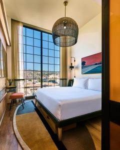 Tommie Hollywood, Part of Jdv by Hyatt - Facilities and Amenities