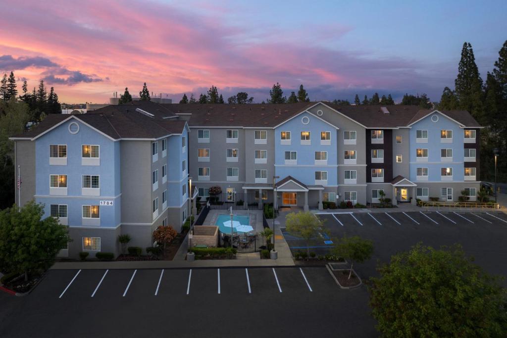 TownePlace Suites Sacramento Cal Expo - Guest Accommodations