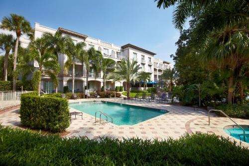 Trianon Bonita Bay Hotel - Room Features