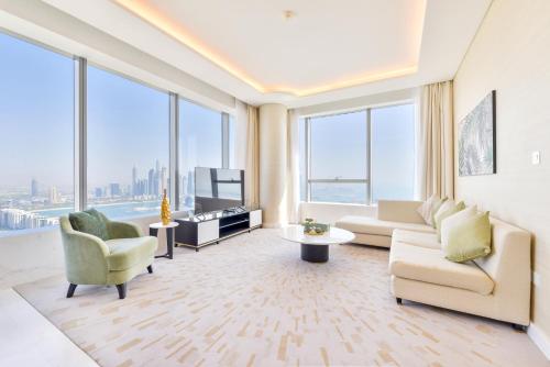 Ultra Luxury Palm Tower With Shared 5 Star Hotel Facilities - Guest Reviews and Ratings