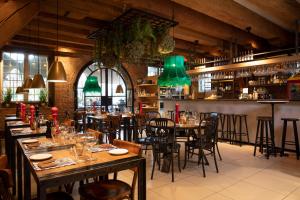 Van Rossum City Hotel Woerden - Hotel Amenities and Services