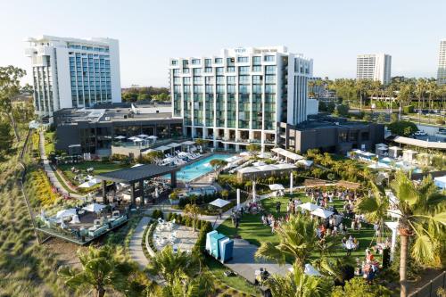 VEA Newport Beach, a Marriott Resort & Spa - Rejuvenating Spa Experience