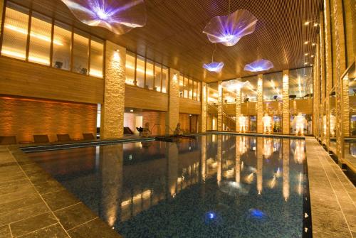 Vesper Hotel - Guest Ratings and Reviews
