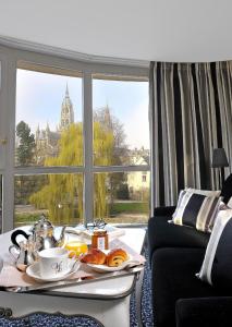 Villa Lara Hotel - Hotel Facilities and Amenities