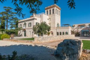 Villa Torre Bianca by Emily Hotels - Activities and Services