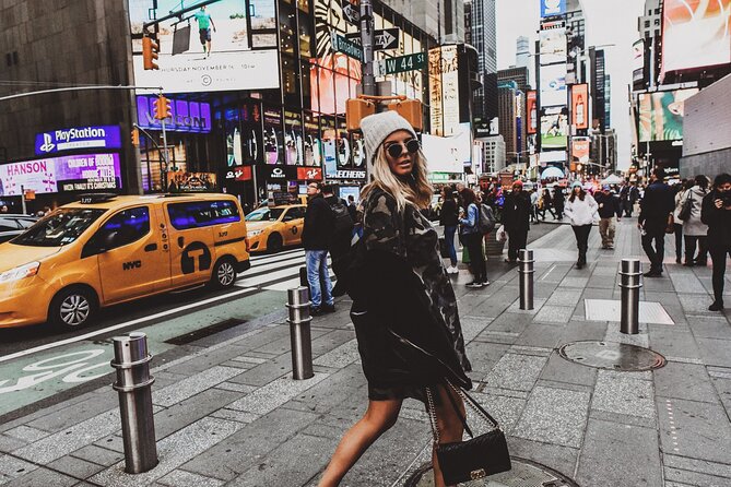 Vintage Tour in Lower Manhattan With Expert Local Guide - Unforgettable Photo Opportunities