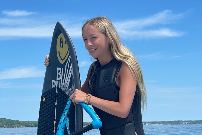 Wake Surfing on a Luxury Captained Cruise in Canandaigua - Luxury Amenities on Board