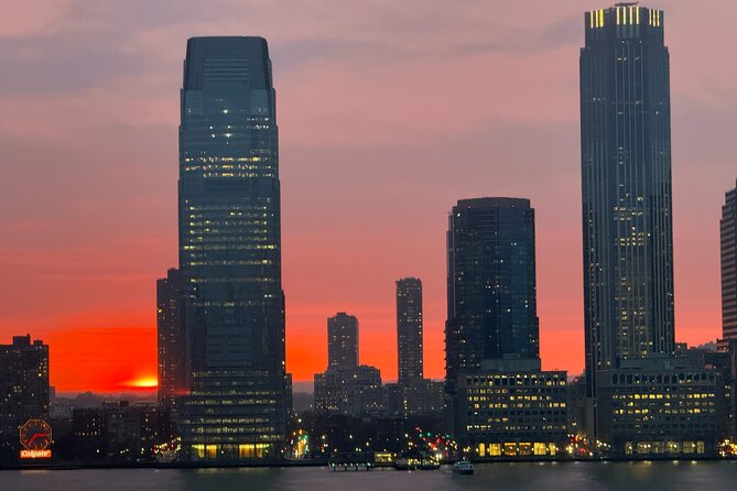 Walking Tour of Lower Manhattan With a Local 9/11 Survivor - Accessibility Features