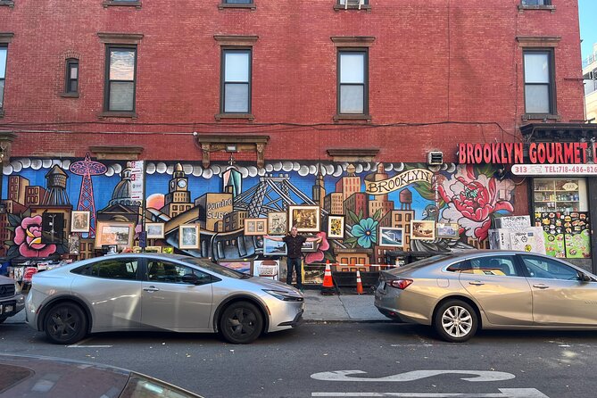 Williamsburg Walking Tour: History, Hipsters, Hasids & Hops - Navigating the Diverse Neighborhoods