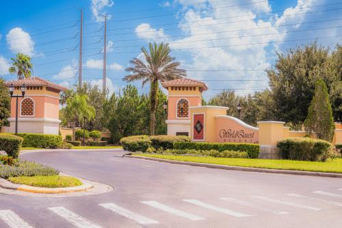 WorldQuest Orlando Resort - Recreational Facilities and Activities