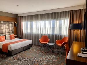 XO Hotels Park West - Food and Dining Options