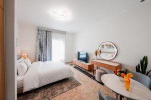 Al Bustan Centre & Residence - Check-in and Check-out