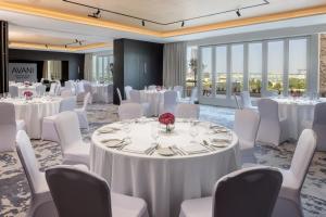 Avani Plus Palm View Dubai Hotel & Suites - Family-Friendly Features