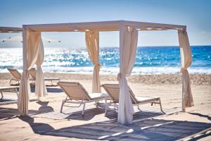 Baia Di Chia Resort Sardinia, Curio Collection By Hilton - Guest Experience