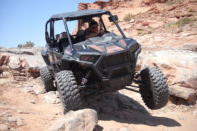 BEST! Poison Spider U-Drive 4X4 Tour in Moab +Dinosaur Tracks! - Safety First: Gear and Precautions