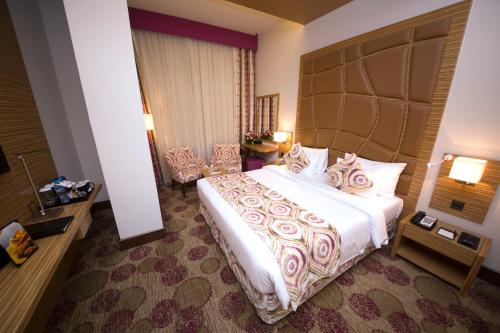 Best Western Plus Pearl Creek - Transportation and Accessibility