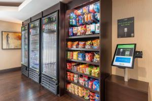 Best Western Plus West Covina Inn - Rooms and Accommodations