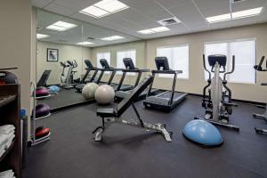 Best Western Valencia/Six Flags Inn & Suites - Comfortable Accommodations