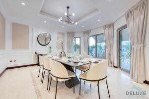 Breath-Taking 5BR Villa With Assistants Room and Private Pool in Frond E Palm Jumeirah by Deluxe Holiday Homes - Nearby Attractions