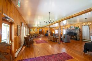 Camp Richardson Resort - Amenities and Facilities