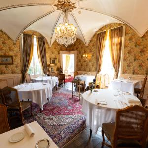 Château D'Apigné Rennes - Dining at Les Tourelles