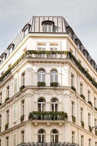 Château Des Fleurs - Hotel & Spa - Paris Champs-Élysées - Accommodations and Amenities