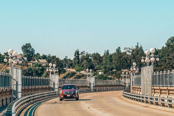 Christmas Market in Americana or Charming Old Pasadena - Private Photo Tour - Booking Information