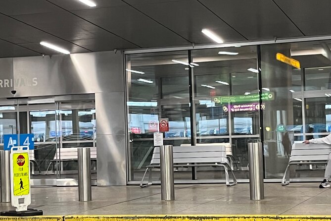 Columbus International Airport Private Transfer With Bus or Coach - Transportation Features