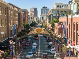 Courtyard by Marriott San Diego Gaslamp/Convention Center - Dining Options