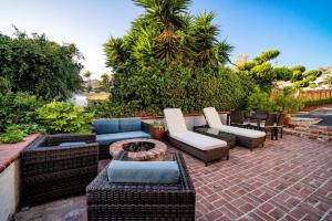 Crescent Bay Inn - Guest Amenities
