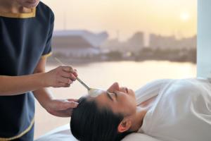 Crowne Plaza Dubai Festival City - Location and Accessibility