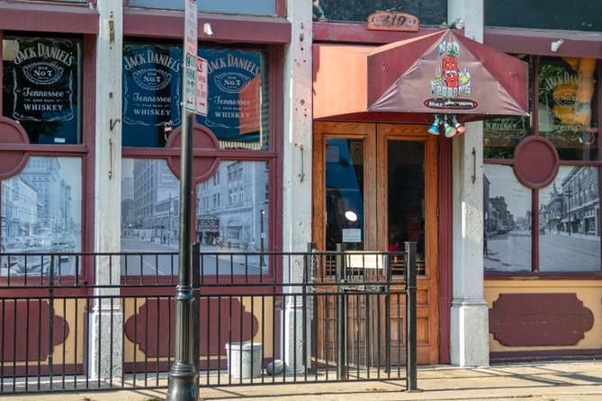 Dayton Bar Hunt: Get Your Drink on in Dayton - Join the Competition for the Bar Hunt Championship