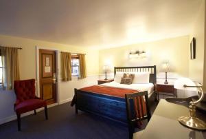 Delta King Hotel - Guest Reviews and Ratings