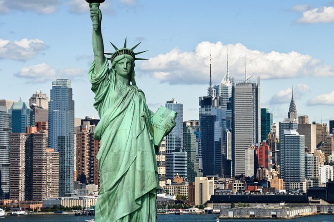 Departure Transfer: New York to J.F. Kennedy Airport JFK in Sedan - Pickup and Drop-off Process