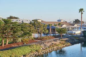 DoubleTree by Hilton Hotel Berkeley Marina - Policies and Procedures