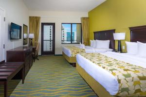 Edge Hotel Clearwater Beach - Parking and Wi-Fi Availability