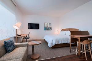 Element Palmdale - Fitness Center and Outdoor Pool