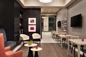Embassy Suites By Hilton New York Manhattan Times Square - Room Options