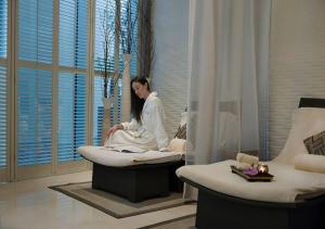 Fashion Avenue Dubai Mall - Dining and Dietary Options