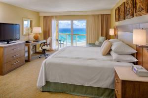 Fort Lauderdale Marriott Pompano Beach Resort and Spa - Family-Friendly Offerings