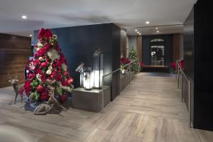 Four Points by Sheraton Los Angeles Westside - Business Facilities