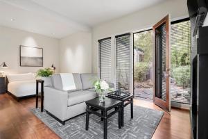 Gaige House - Nearby Attractions