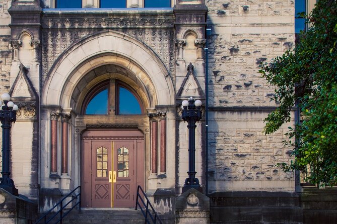 Ghostly Tales of Nashville - Dark Legends of the Historic Hotels
