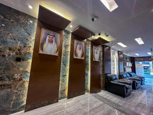 GOLD SKY AVENUE HOTEL - Check-in and Check-out