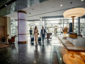 Golden Sands Boutique Hotel-Dubai Creek - Dining Experiences