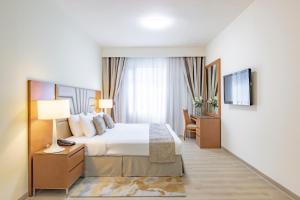Golden Sands Suites - Dining Options