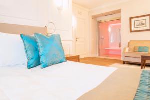 Grand Hotel Terme - Room Types and Features