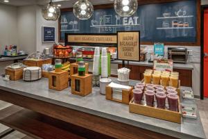 Hampton Inn Fresno Airport - Guest Experience