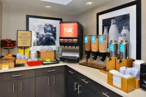 Hampton Inn San Francisco - Daly City - Room Options