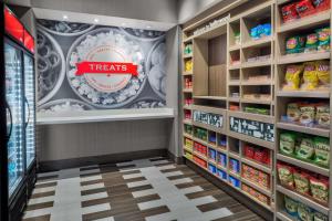 Hampton Inn & Suites Los Angeles/Hollywood, CA - Guest Reviews and Ratings Breakdown